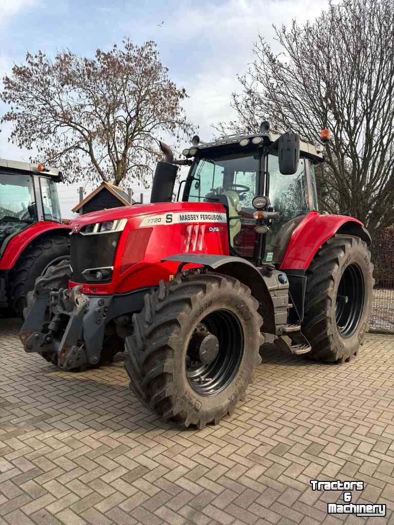 Schlepper / Traktor Massey Ferguson 7720 DVT