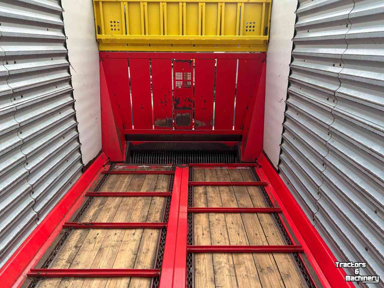 Lade- und Dosierwagen Pottinger Jumbo 6000L Combiline. Gedwongen gestuurd