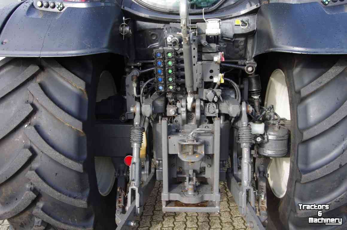 Schlepper / Traktoren Valtra N174 Versu