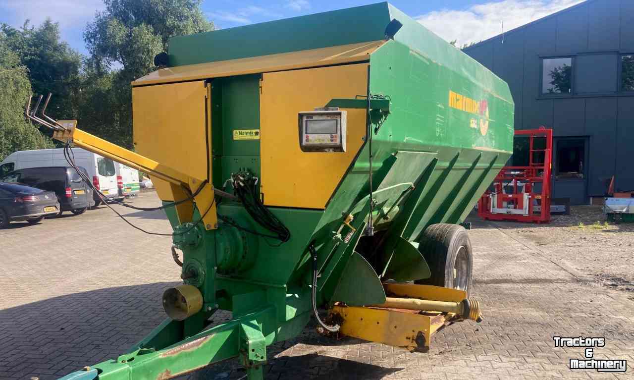 Futtermischwagen Horizontal Marmix UNI 15