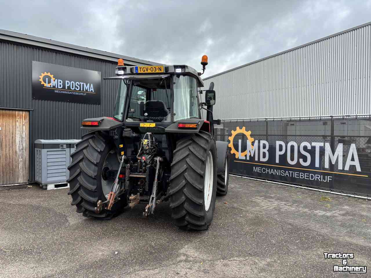 Schlepper / Traktor Massey Ferguson 6255