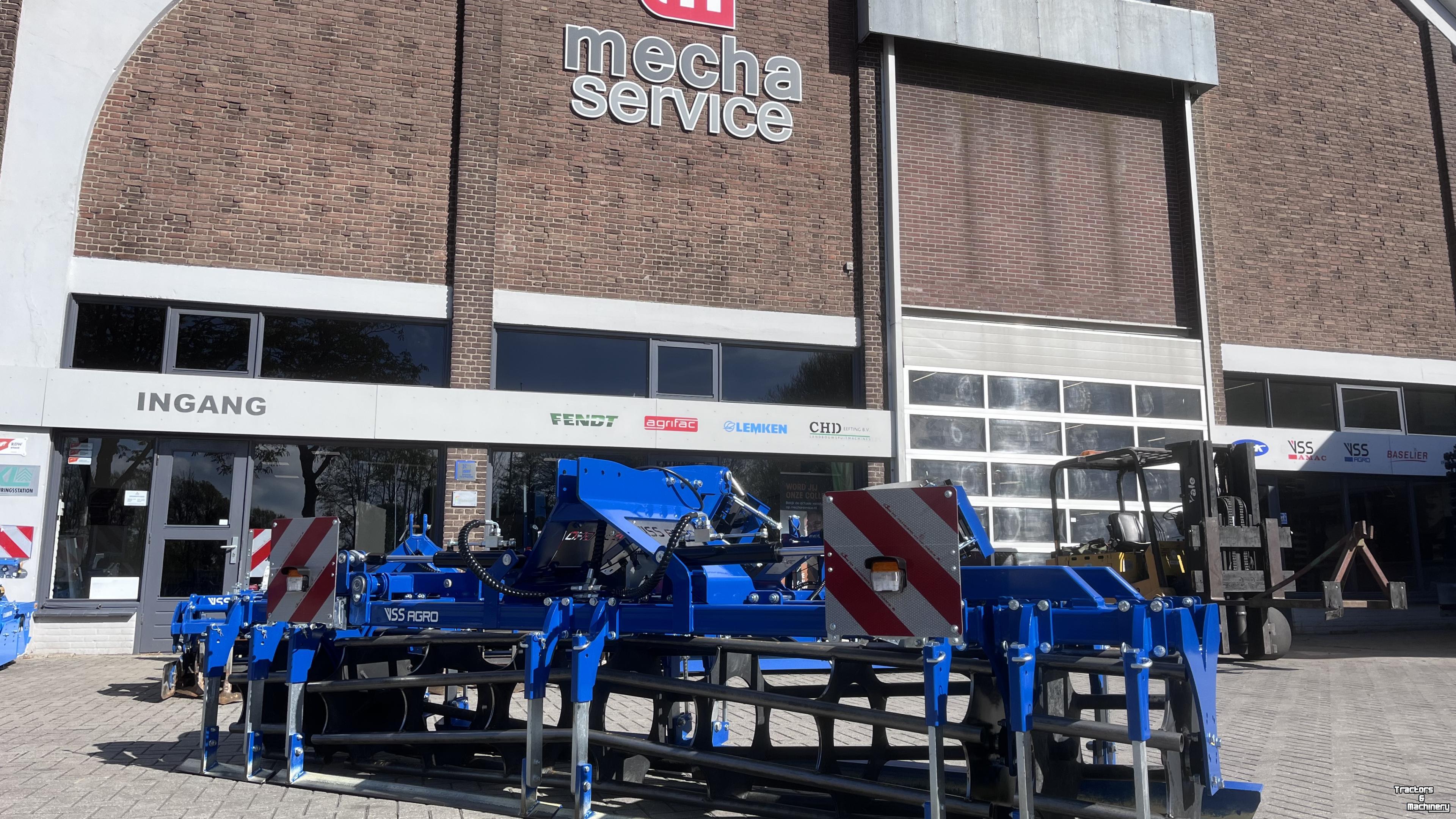Sonstiges Bodenbearbeitungsgeräte und Zubehör VSS Agro Frontegalisator FE 4.25