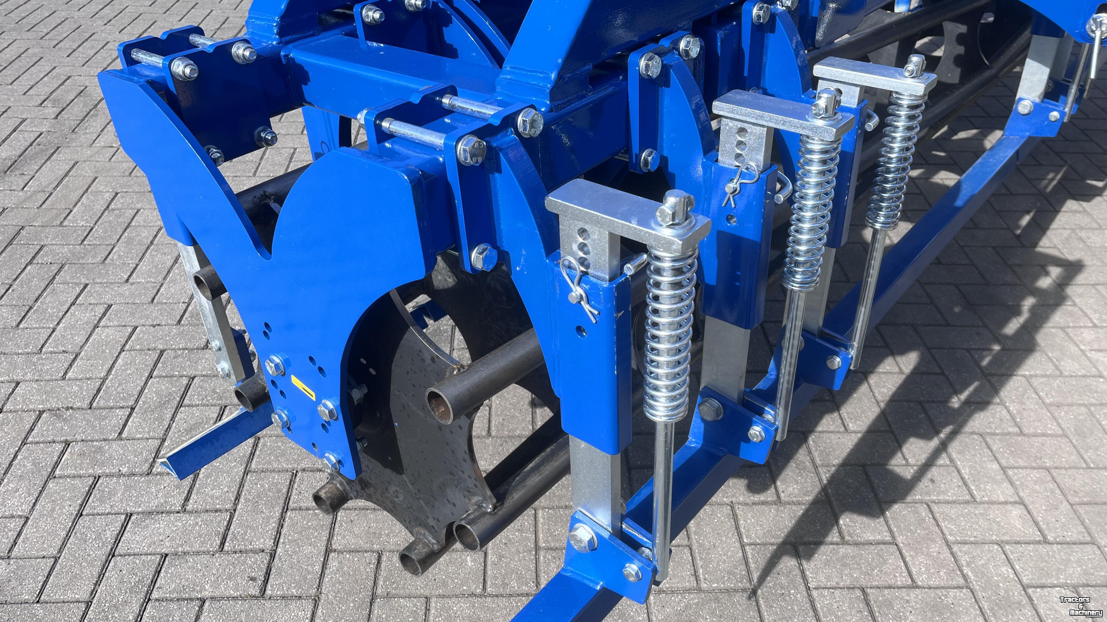 Sonstiges Bodenbearbeitungsgeräte und Zubehör VSS Agro Frontegalisator FE 4.25