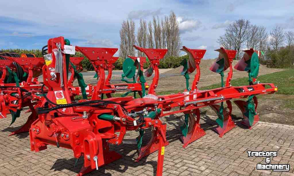 Pflüge Kverneland LB 100-300 5-schaar wentelploeg