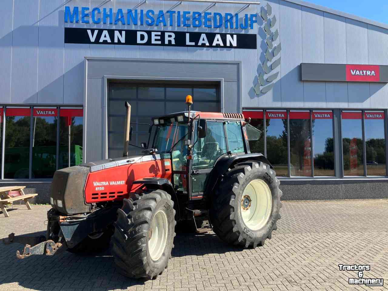 Schlepper / Traktor Valtra 8150 50 KM!