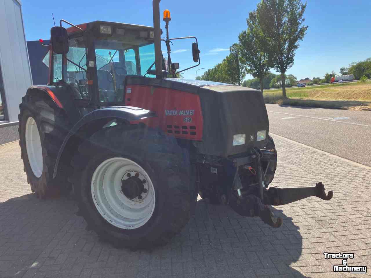 Schlepper / Traktor Valtra 8150 50 KM!