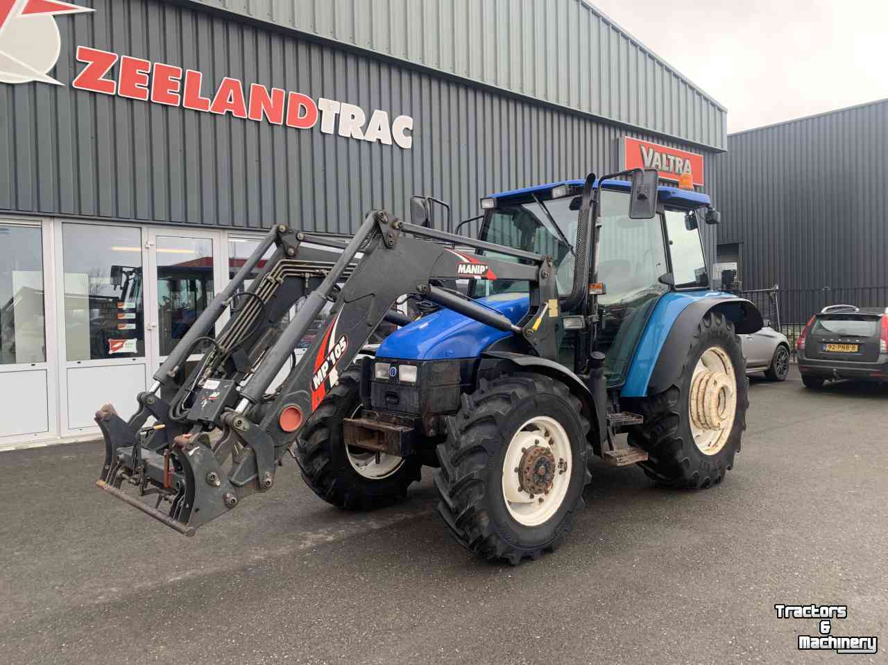 Schlepper / Traktoren New Holland TL 100