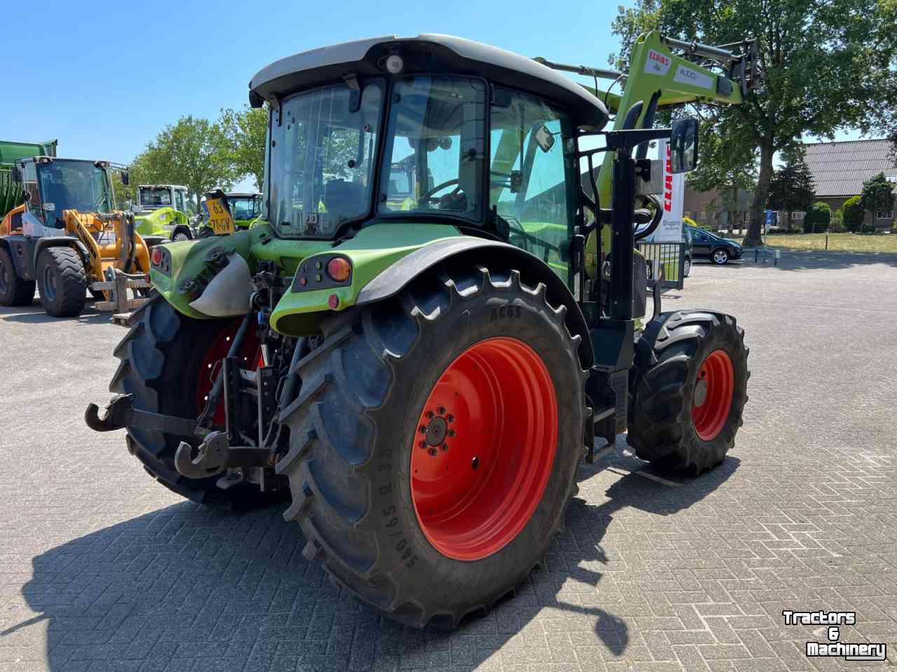 Schlepper / Traktoren Claas Arion 420