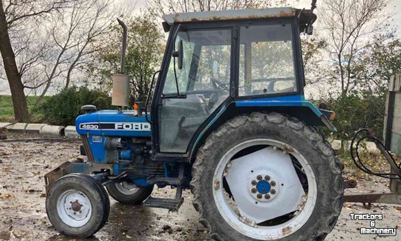 Schlepper / Traktoren Ford 4630 2WD Tractor