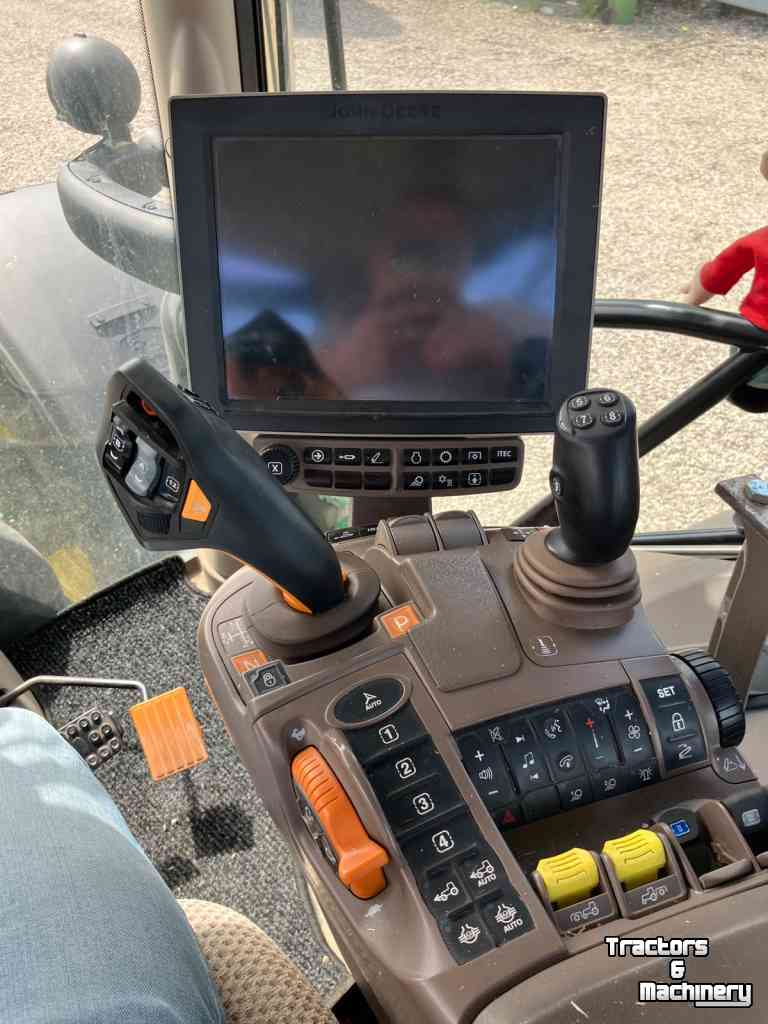 Schlepper / Traktor John Deere 6215R - Ultimate-edition