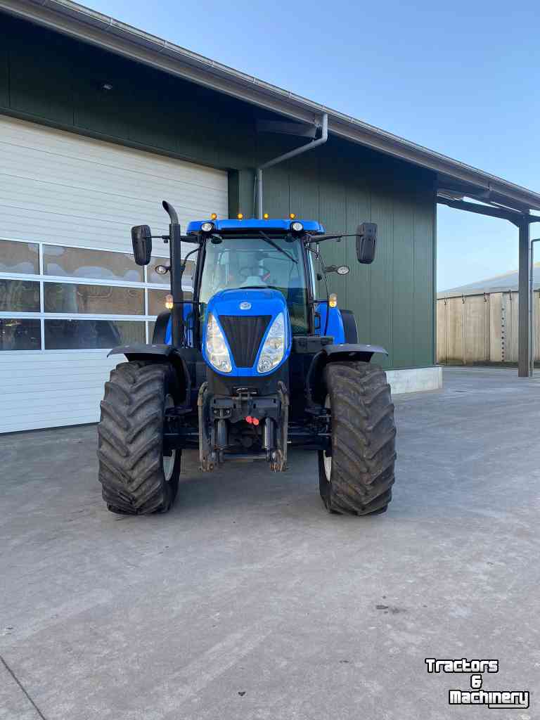 Schlepper / Traktoren New Holland T7-220 PC trekker tractor traktor tracteur