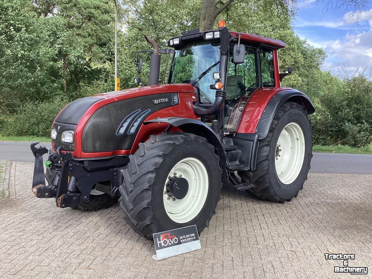 Schlepper / Traktor Valtra T202D AC15.2