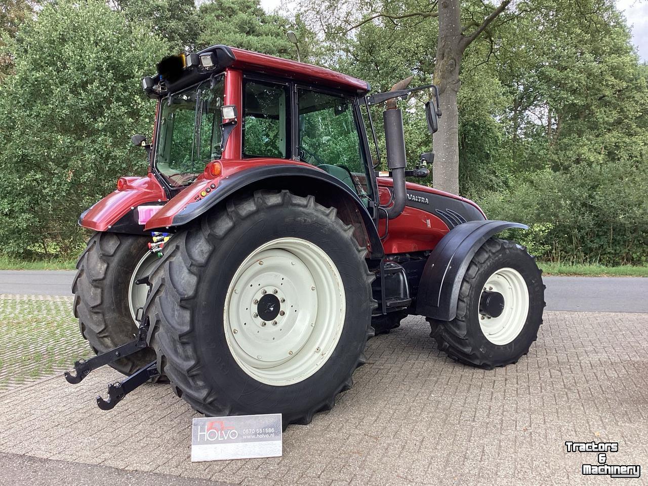 Schlepper / Traktor Valtra T202D AC15.2