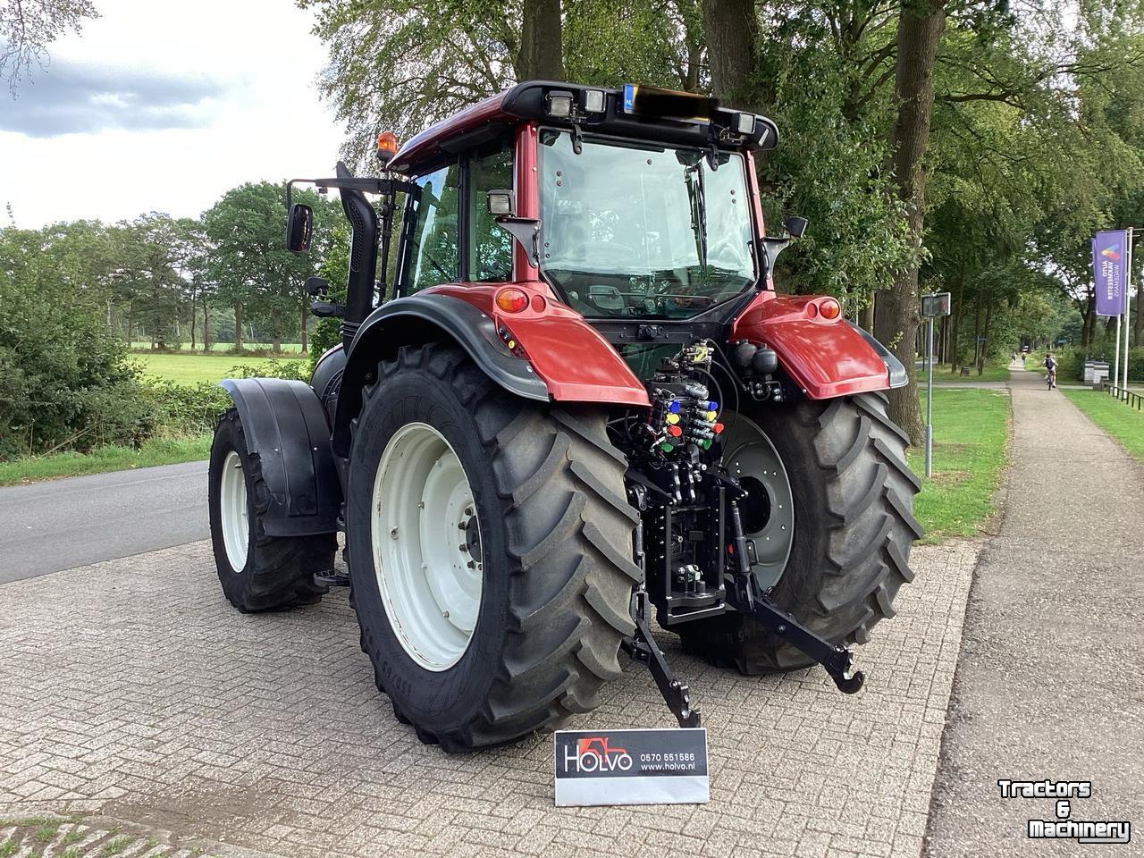 Schlepper / Traktor Valtra T202D AC15.2