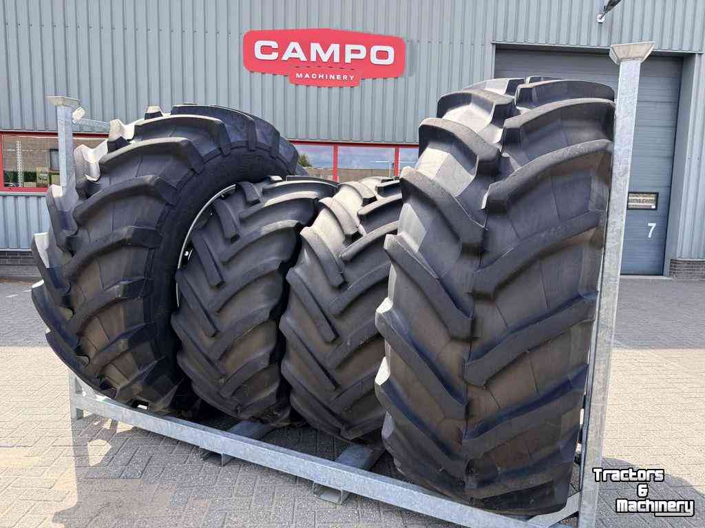 Räder, Reifen, Felgen & Distanzringe Trelleborg 710/70R42 + Mitas 600/70