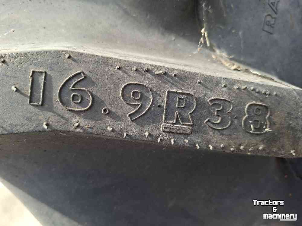 Räder, Reifen, Felgen & Distanzringe Good Year 16.9R38