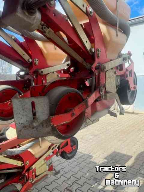 Drillmaschine Agricola Italiana Agricola zaaimachine voor bonen, erwten en maïs. TYPE PK3013B