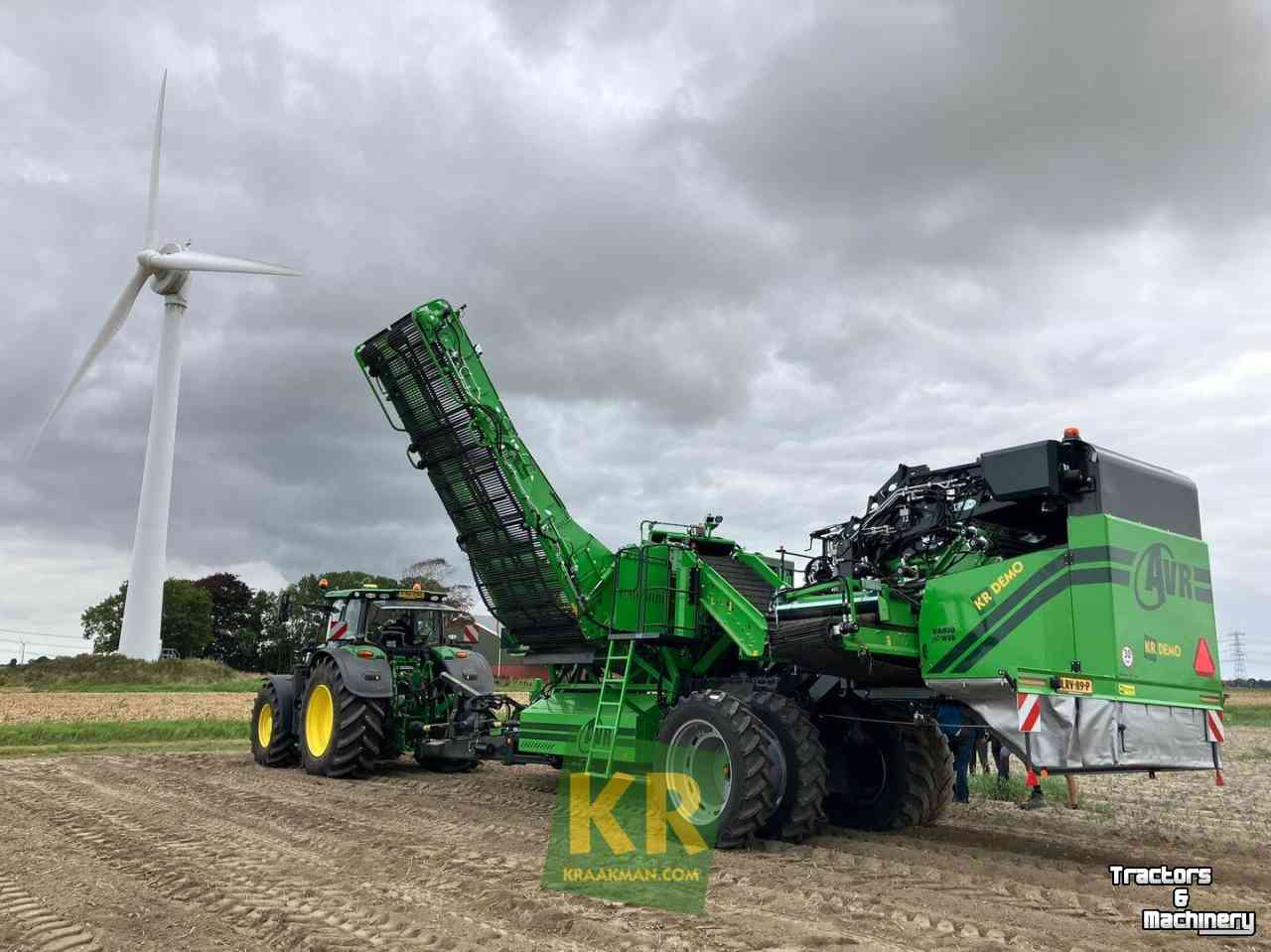 Kartoffelroder AVR Spirit 9200i Aardappelrooier Demo