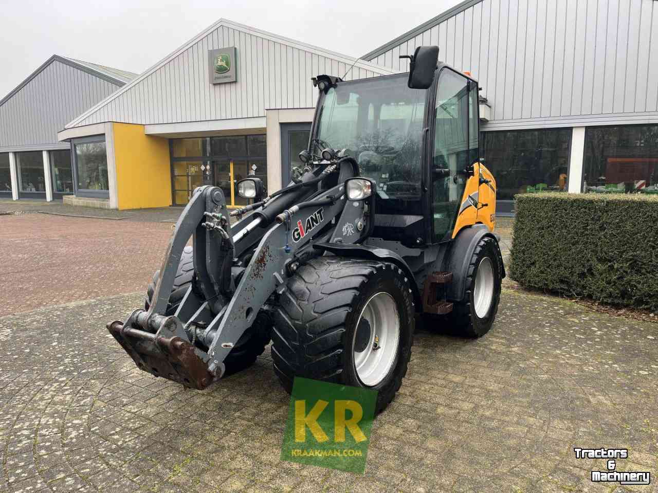 Radlader Giant G5000