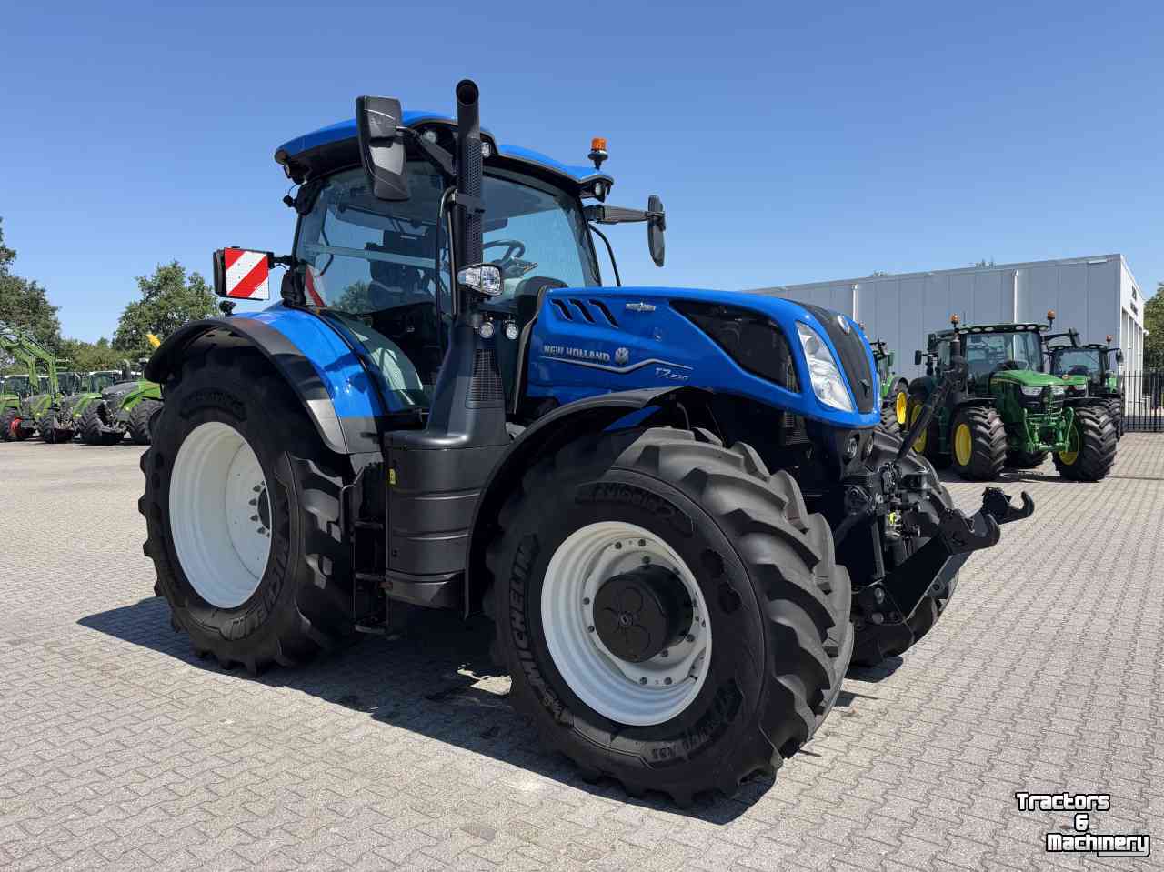 Schlepper / Traktor New Holland T7.230 PLMi AC 50KM 2025 550 UUR + GPS DEMO!!!