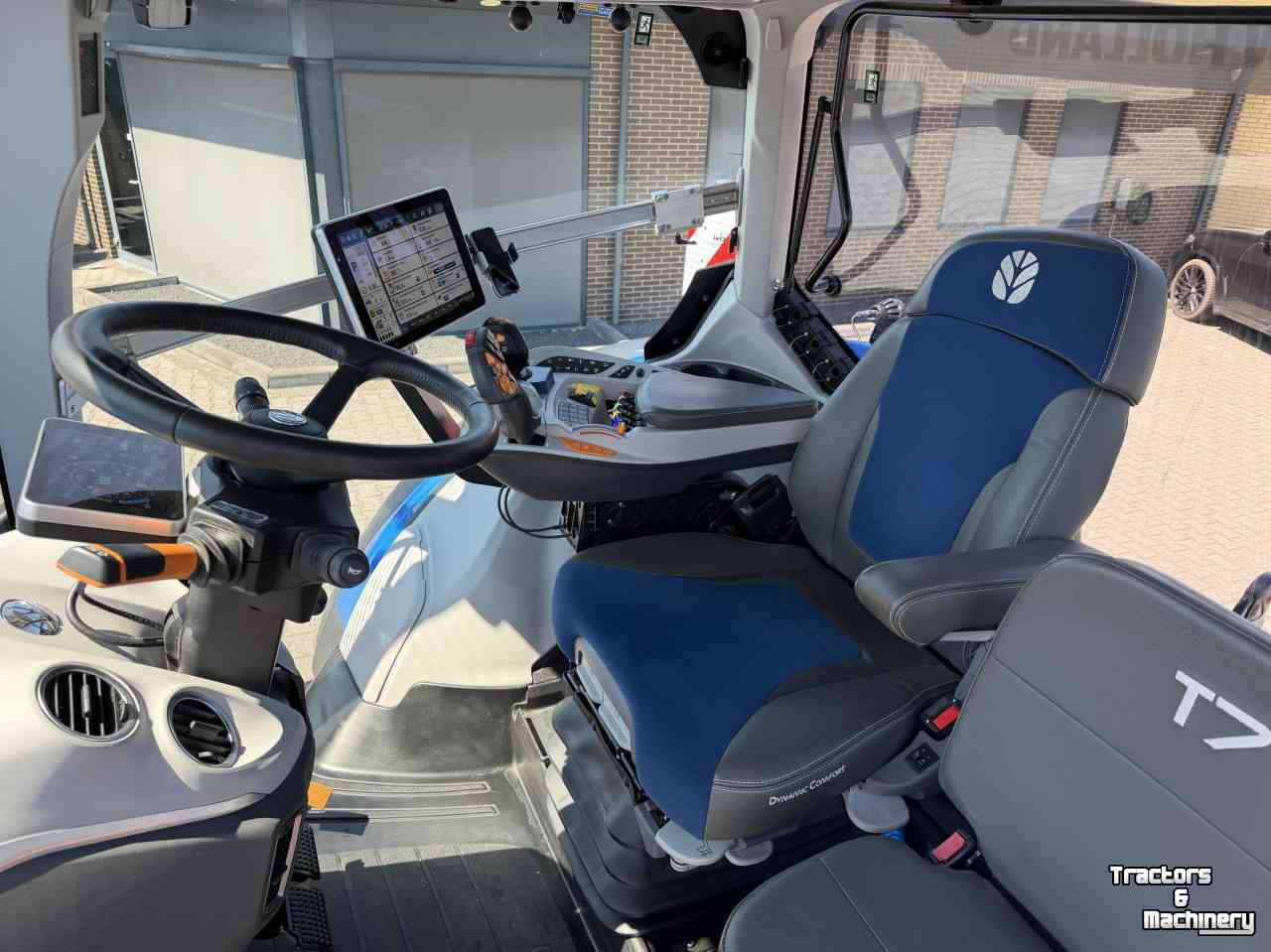 Schlepper / Traktor New Holland T7.230 PLMi AC 50KM 2025 550 UUR + GPS DEMO!!!