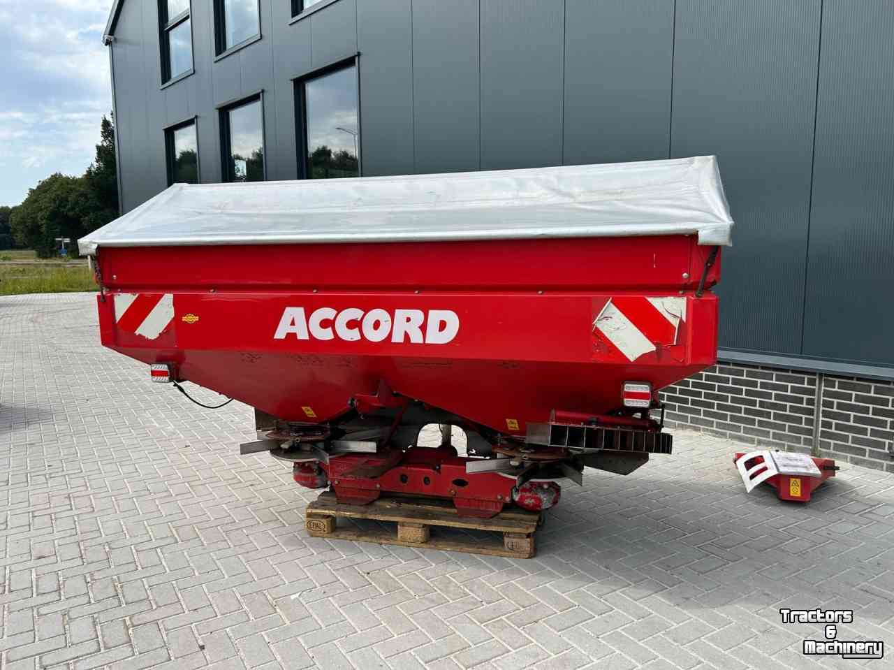 Düngerstreuer Accord Kunstmeststrooier HL