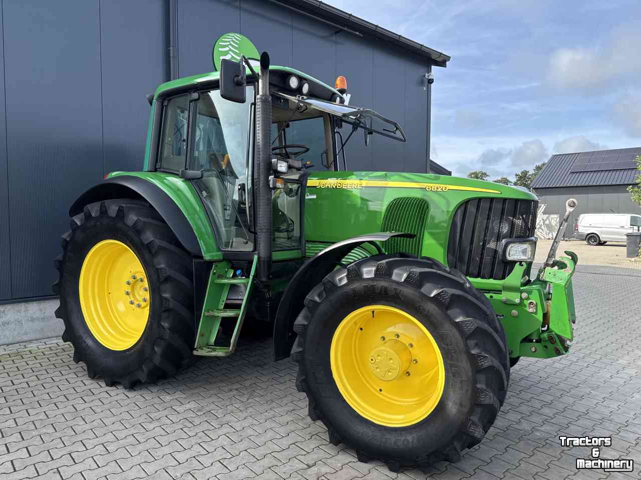 Schlepper / Traktor John Deere 6820 PQ premium