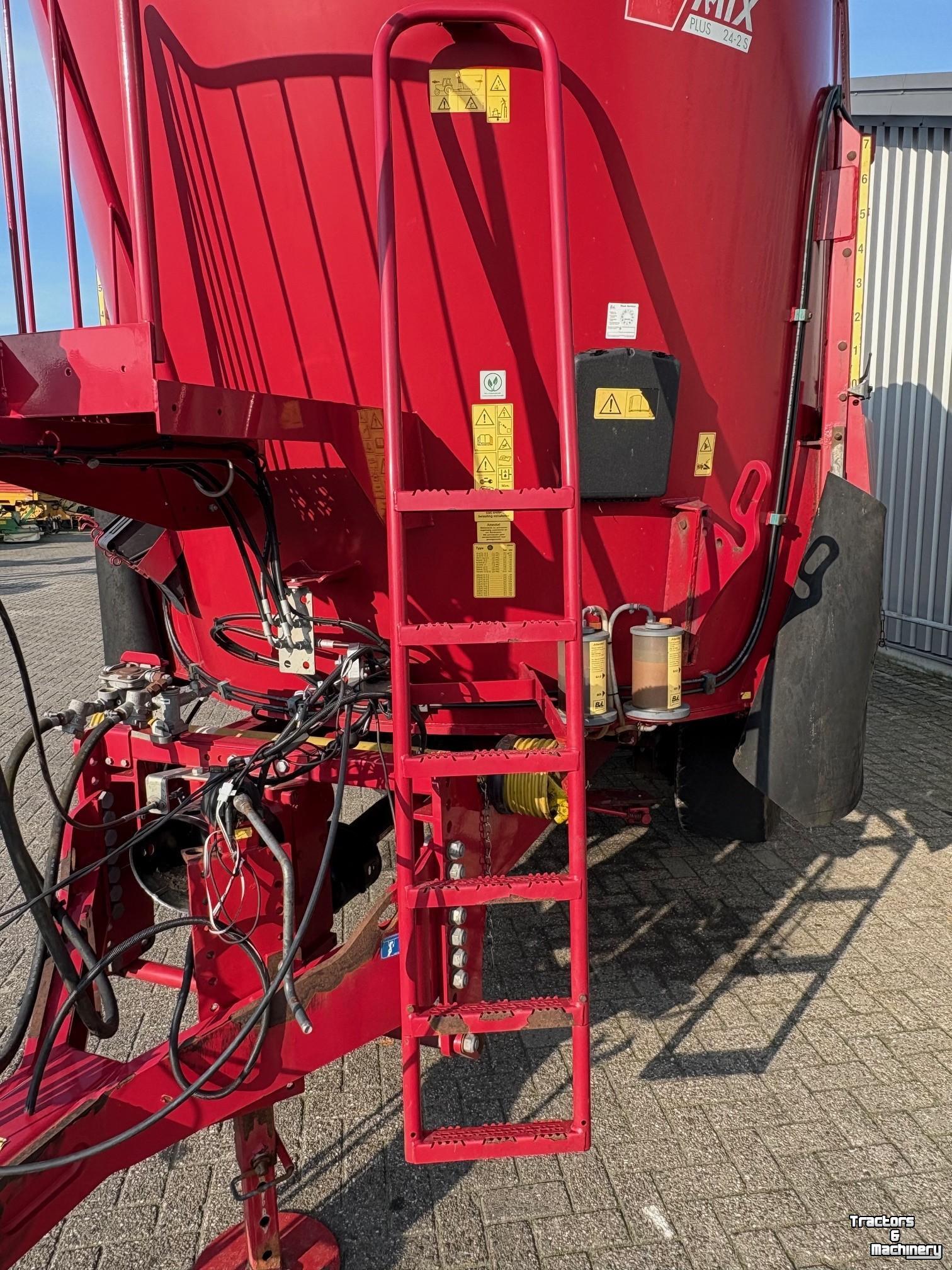 Futtermischwagen Vertikal BVL BVL V mix 24-2S