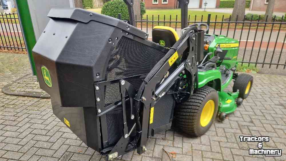 Aufsitzrasenmäher John Deere X950R