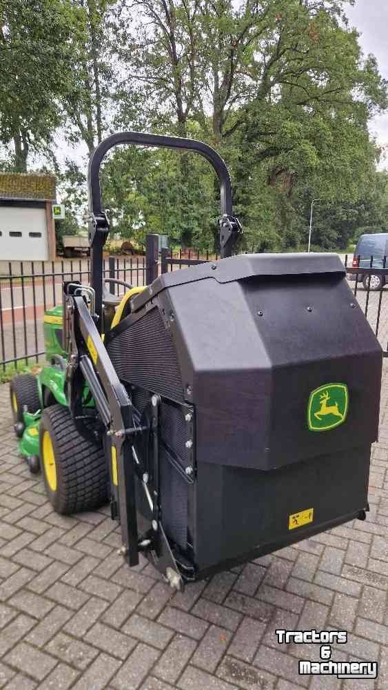 Aufsitzrasenmäher John Deere X950R