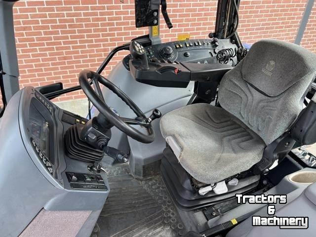 Schlepper / Traktor New Holland TVT190