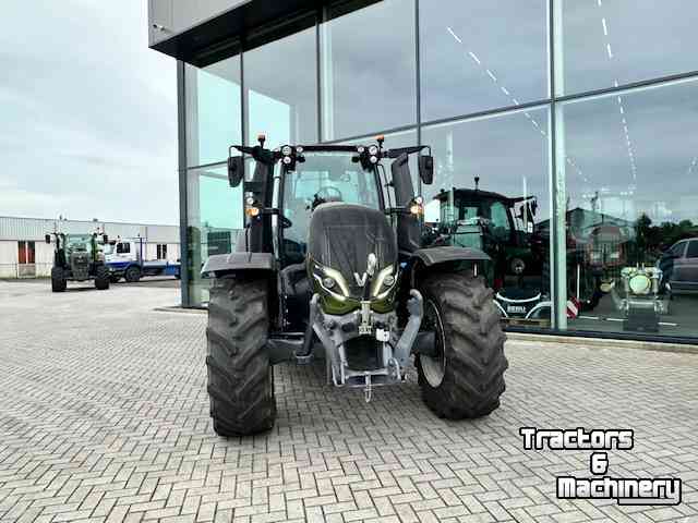 Schlepper / Traktor Valtra T235 Direct Smart Touch Twintrac! 539 uur! VERKOCHT!