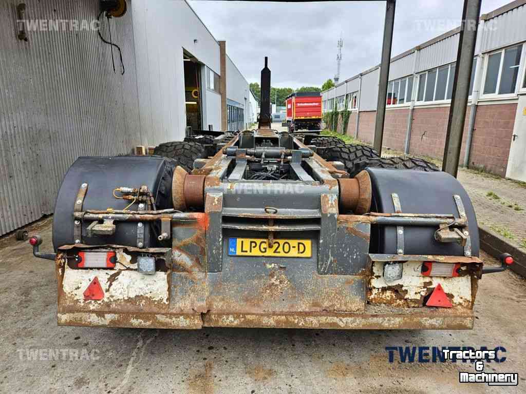 Hakenlift-Container System Veenhuis JVHA 30T CARRIER