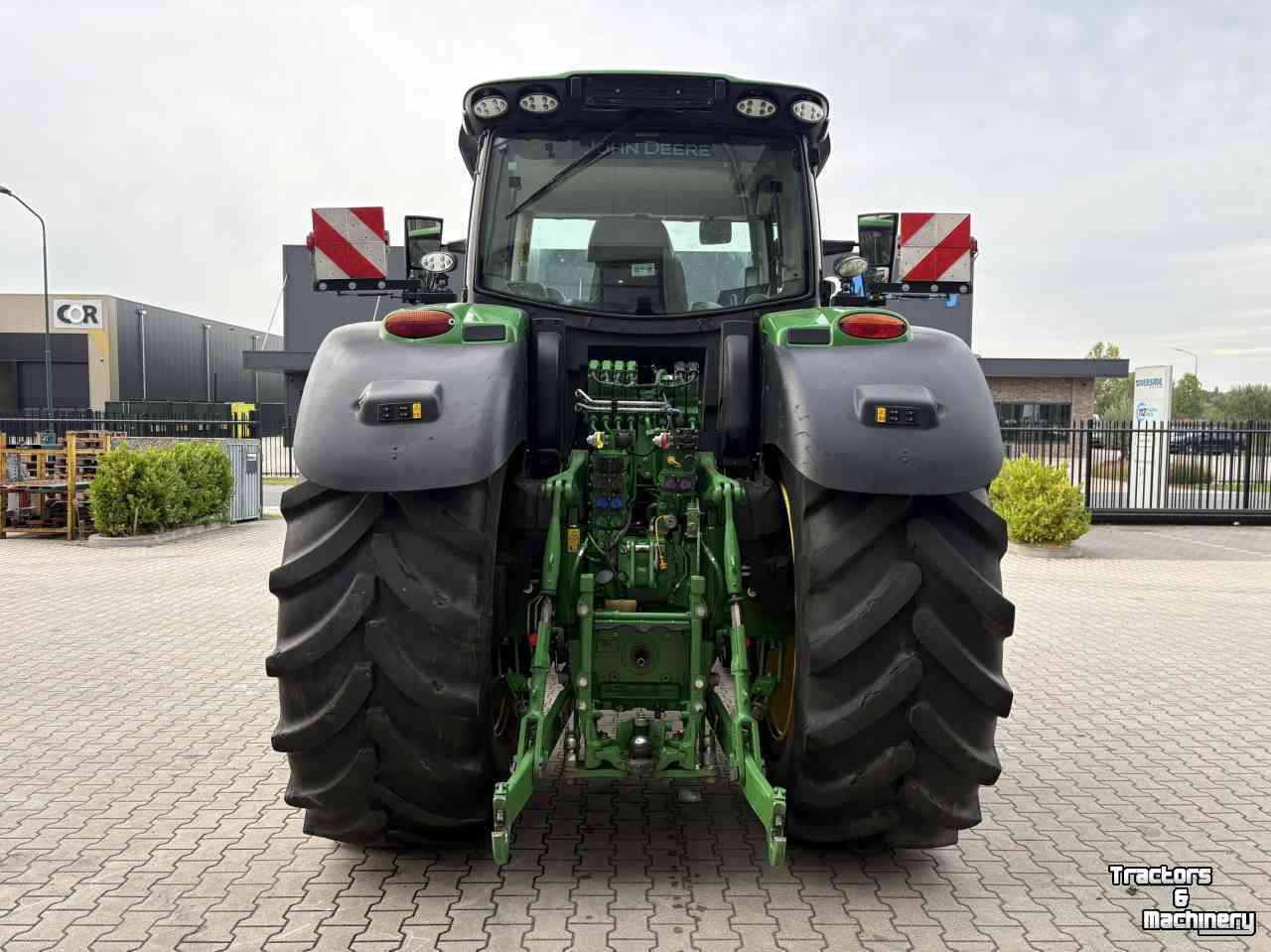 Schlepper / Traktor John Deere 6R215