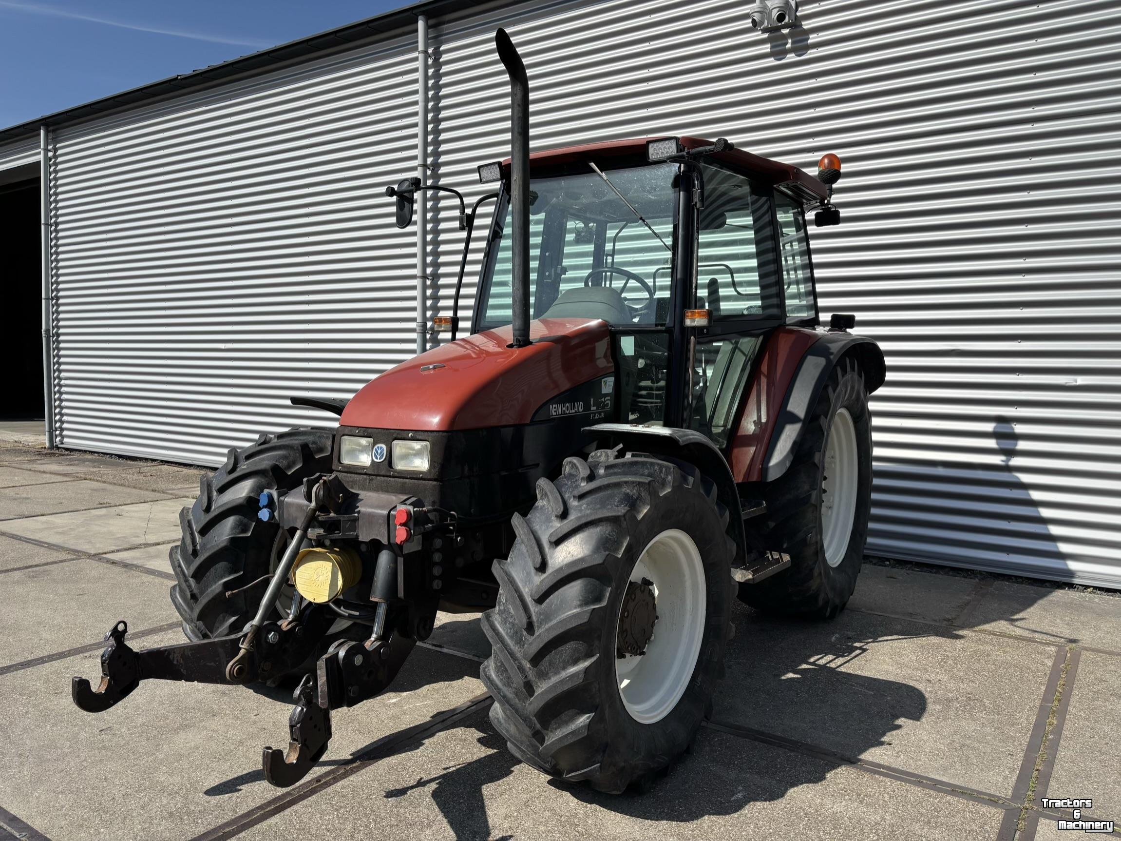 Schlepper / Traktor New Holland L75