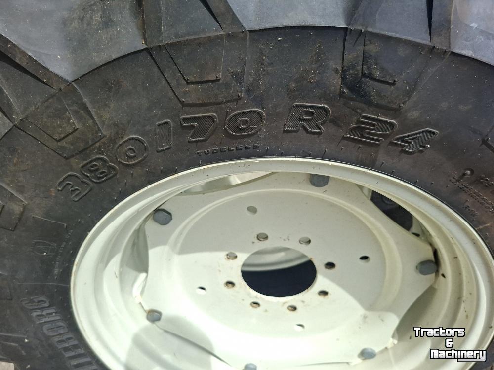Räder, Reifen, Felgen & Distanzringe Trelleborg 380/70R24