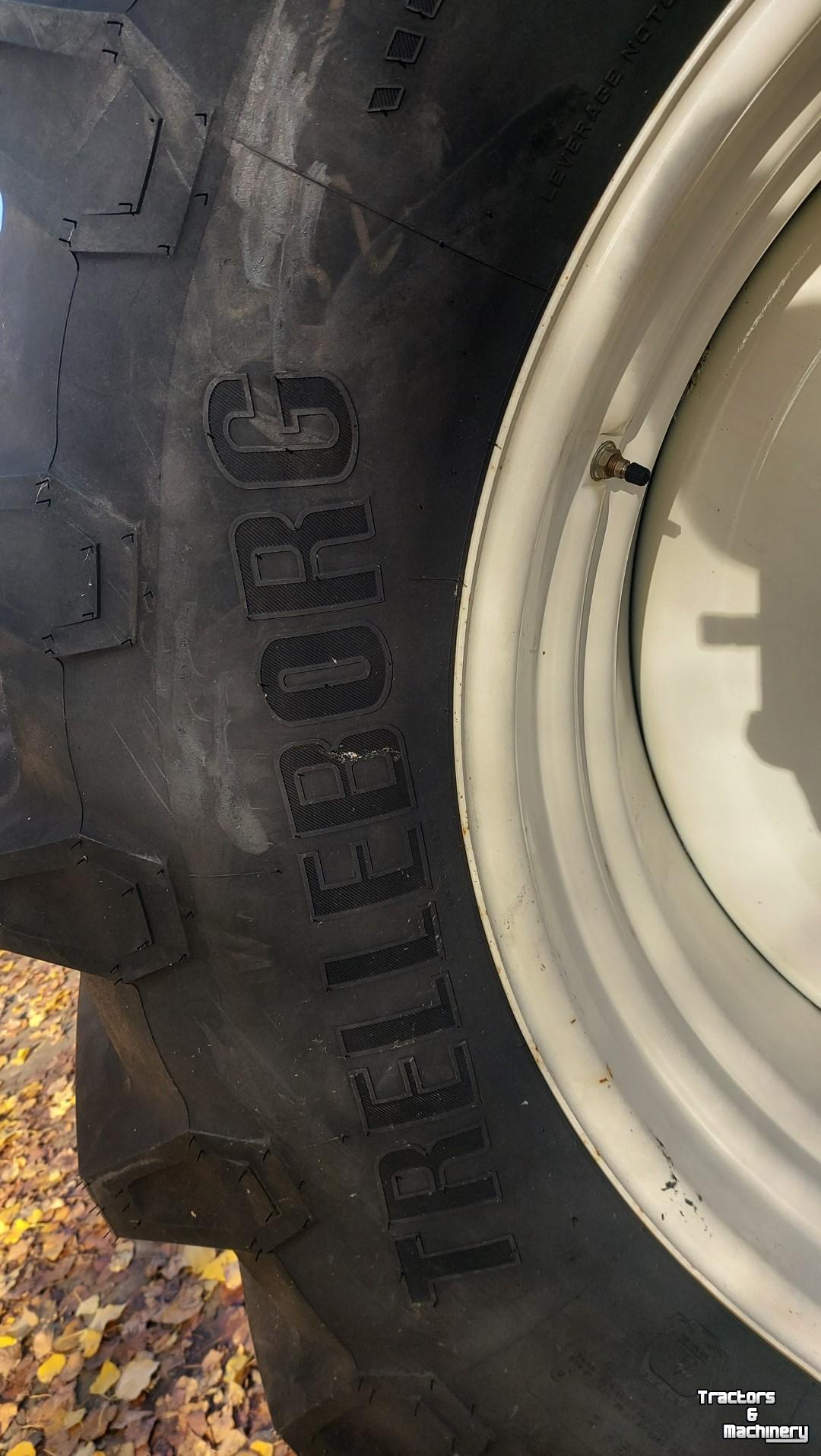 Räder, Reifen, Felgen & Distanzringe Trelleborg  BANDEN 600/65R38