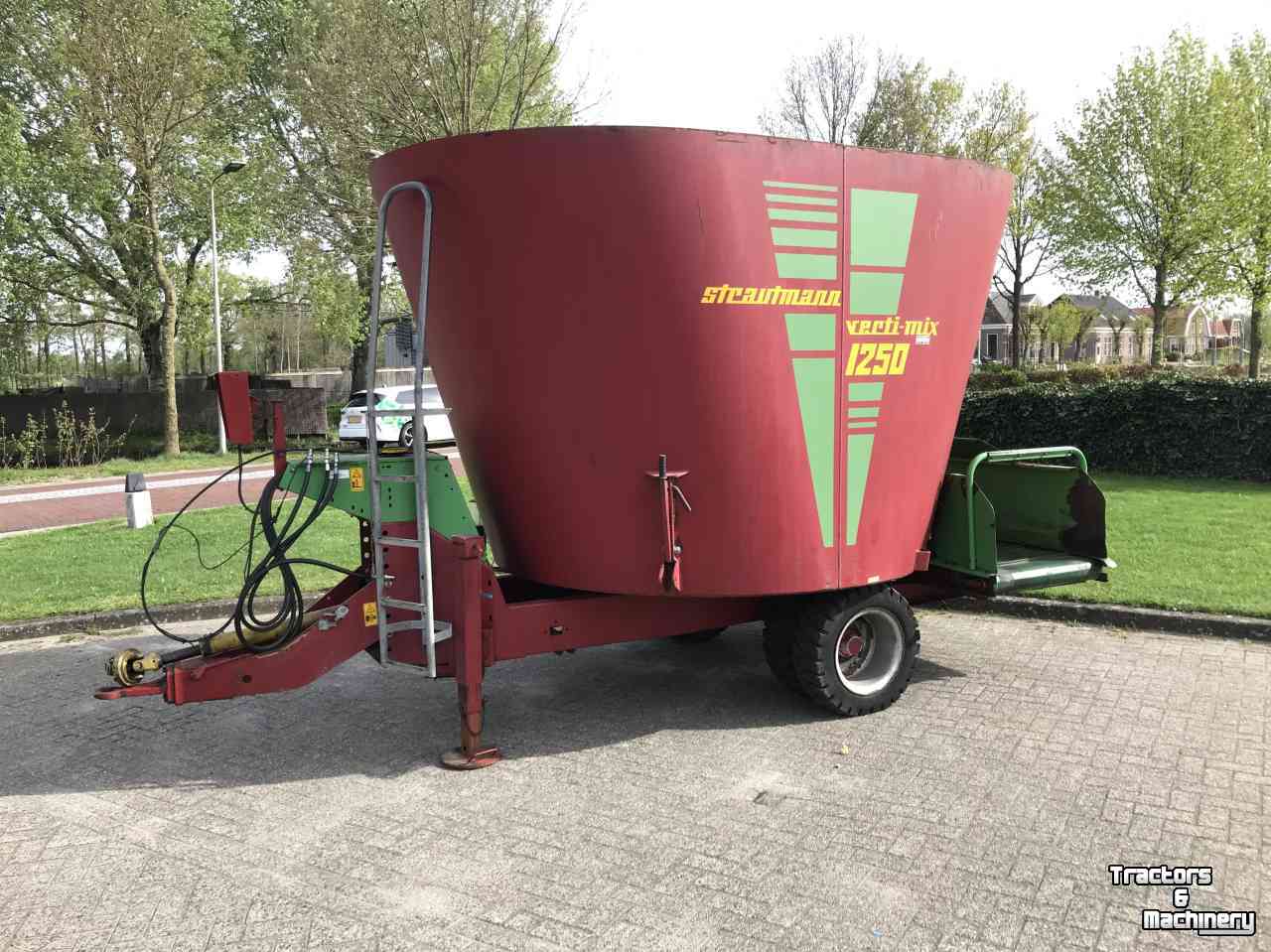 Futtermischwagen Vertikal Strautmann Vertimix 1250