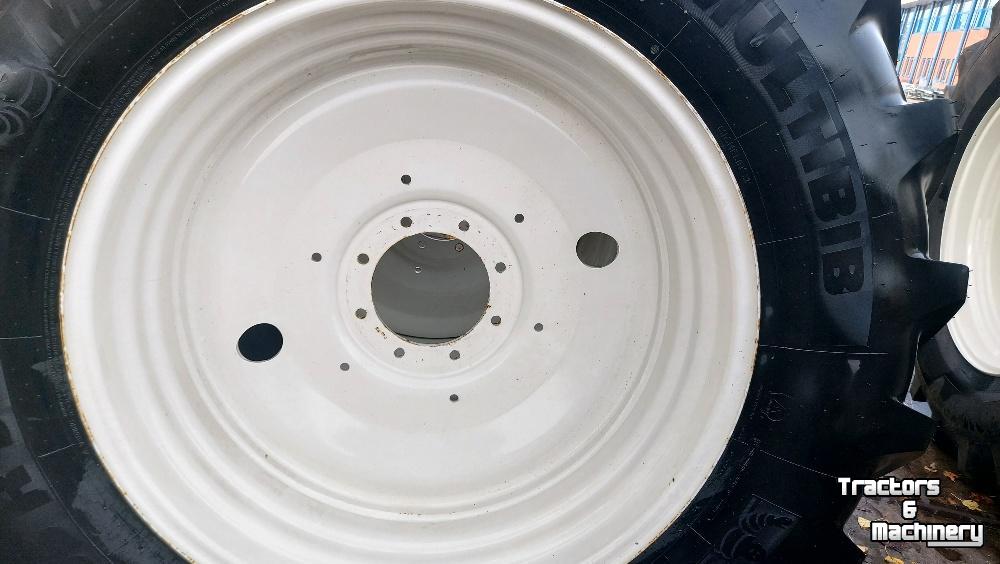 Räder, Reifen, Felgen & Distanzringe Michelin 600/65R38