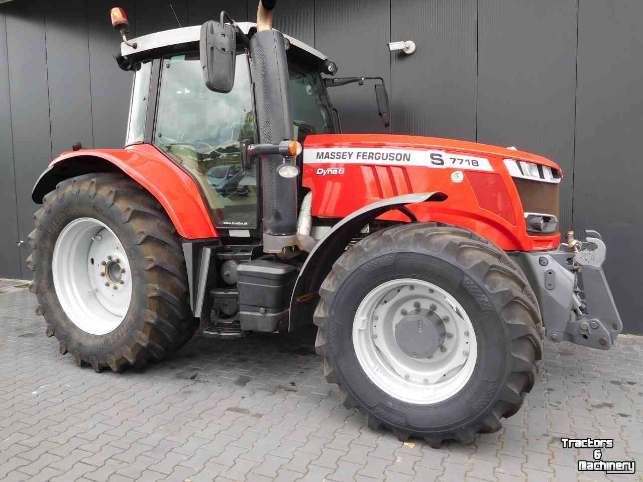Schlepper / Traktor Massey Ferguson 7718