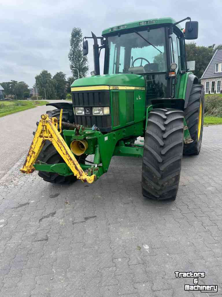 Schlepper / Traktor John Deere 6800