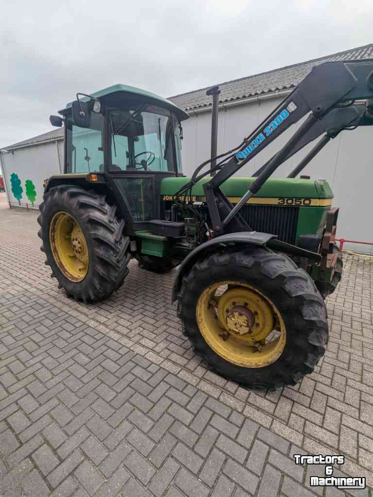 Schlepper / Traktor John Deere 3050