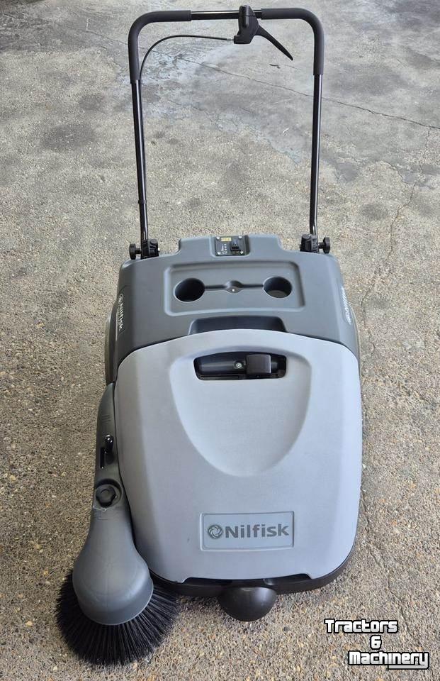 Kehrmaschine Nilfisk SW 750