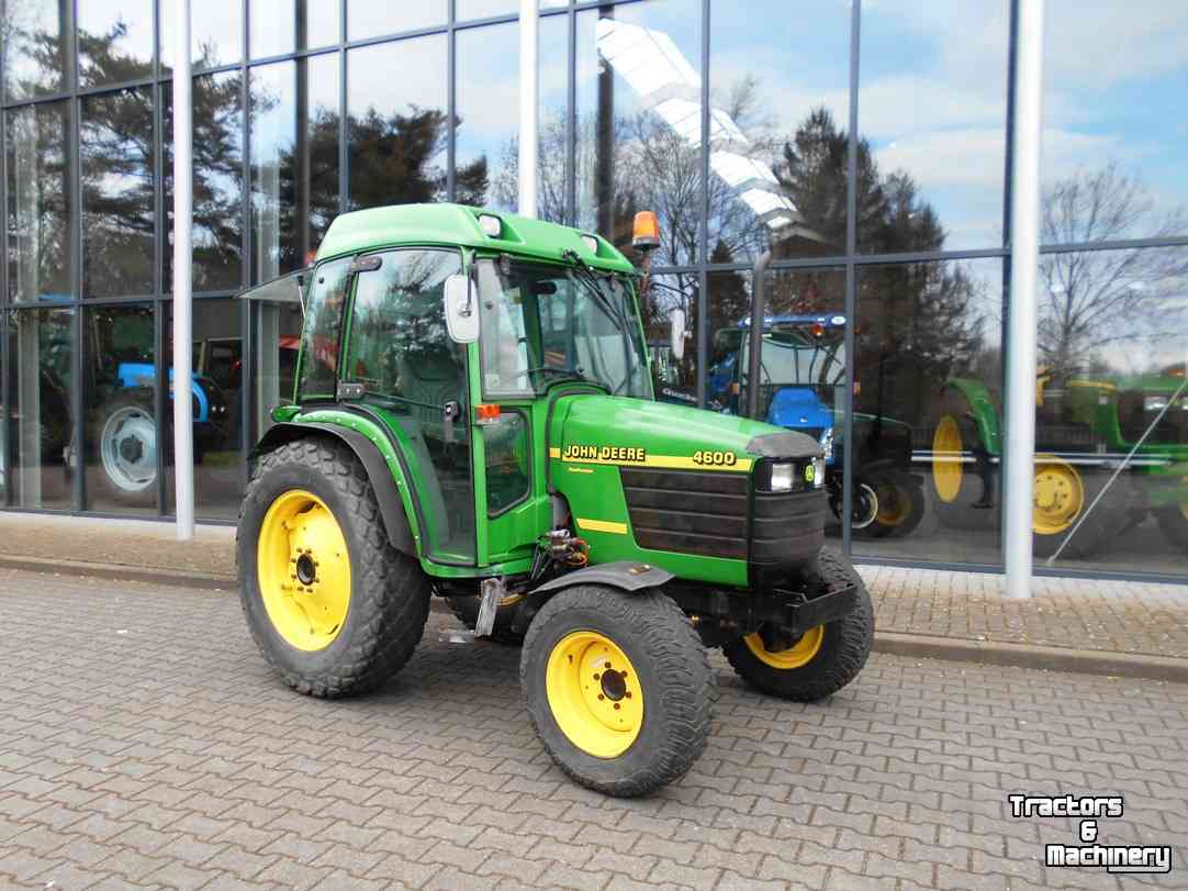 Schlepper / Traktoren John Deere 4600