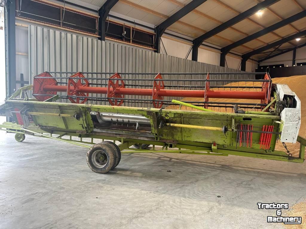Mähdrescher Claas Dominator 218 Mega