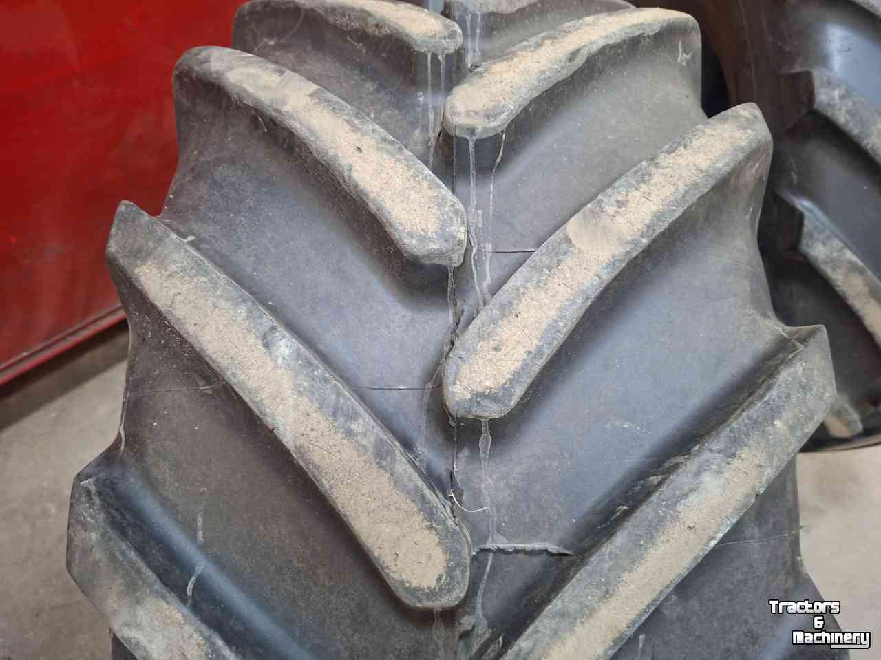 Räder, Reifen, Felgen & Distanzringe Michelin 540/65R24 MultiBIB