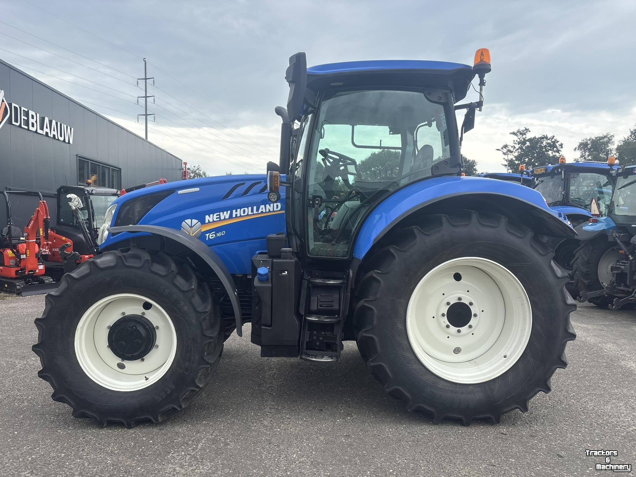 Schlepper / Traktor New Holland T6.160 DCT