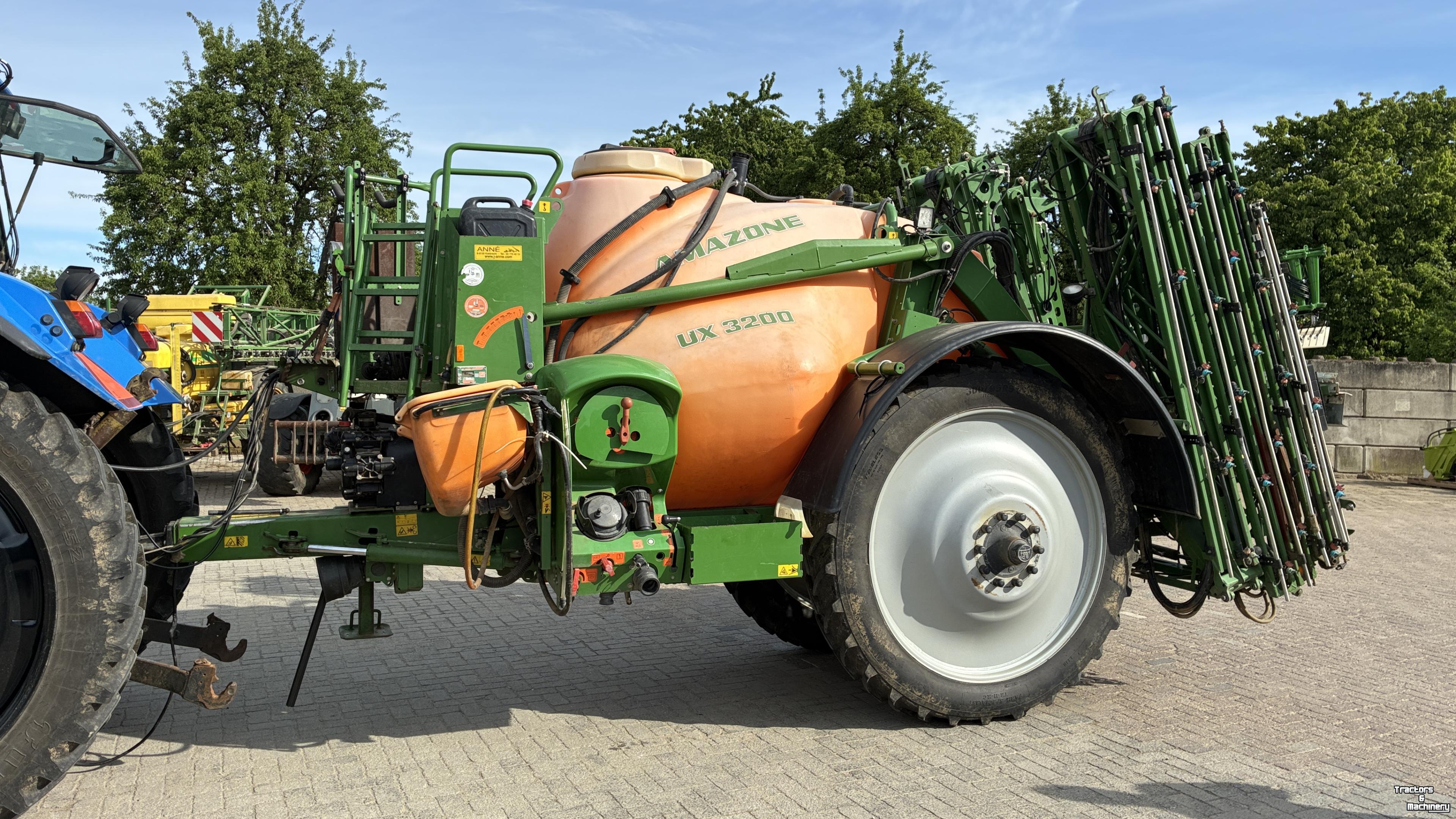 Feldspritze Amazone UX 3200 Special