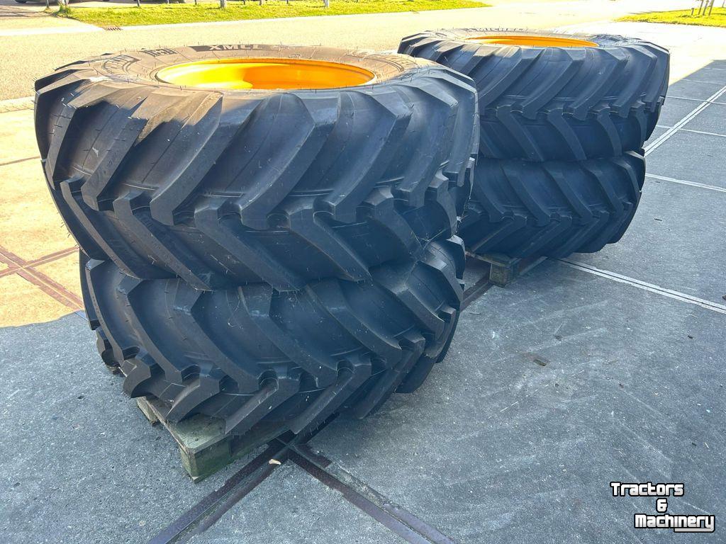 Räder, Reifen, Felgen & Distanzringe Michelin 4x XMCL 480/80R26 JCB 12g.