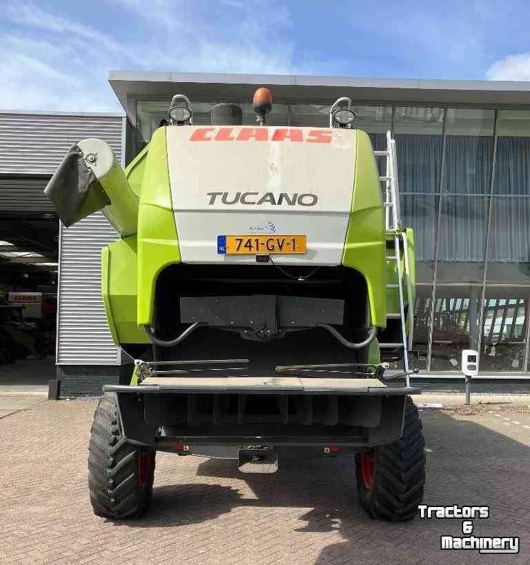 Mähdrescher Claas Tucano 320 2WD Combine